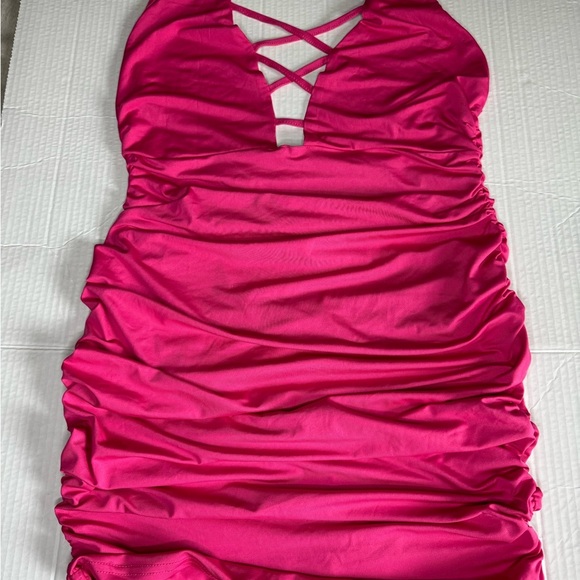 Pink V-neck, front lace, backless, body con ruched mini dress large - Picture 7 of 7